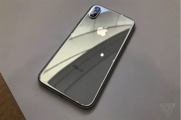 苹果为何现在才出双卡iPhone？