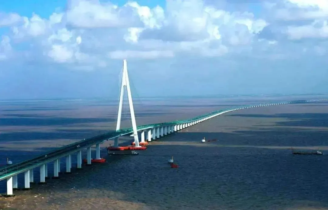 世界上最长的桥(中国的丹昆特大桥，