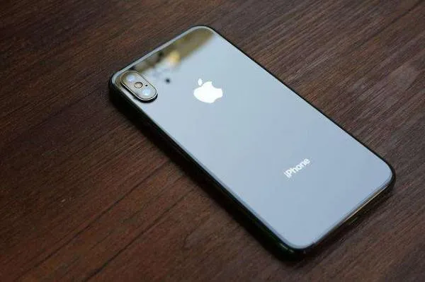 日媒称iPhone X产量将削减一半 怎么了？