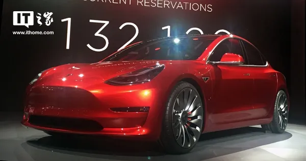 《消费者报告》评特斯拉Model 3