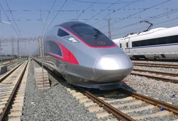 4月10日复兴号扩容提速：京沪高铁仅需4小时18分