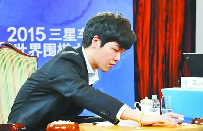 柯洁等顶尖棋手再战“阿尔法狗” 将在乌镇进行围棋对决