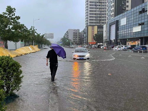 一张图告诉你河南暴雨有多大 郑州地铁5号线一车厢多人被困 河南暴雨救援电话