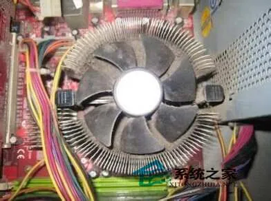 电脑开机提示CPU Fan Error是什么意思？如何解决？