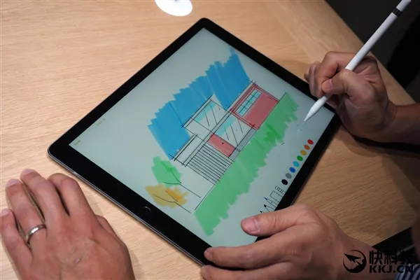 iPad Pro刚上市就出BUG 系统莫名假死