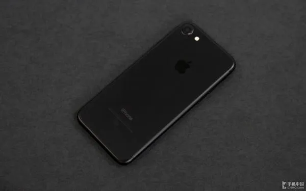 iPhone7关闭飞行模式仍无信号怎么办？