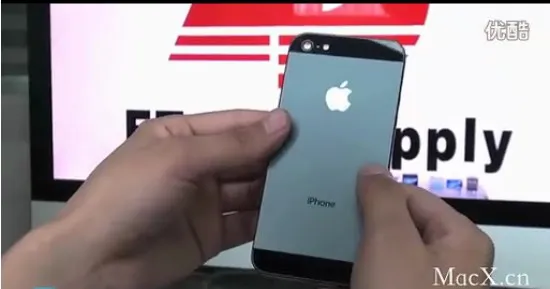 金属背壳iPhone 5曝光 超级薄