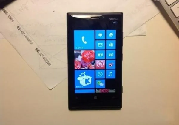 曝光：移动定制版诺基亚Lumia920怔谍照