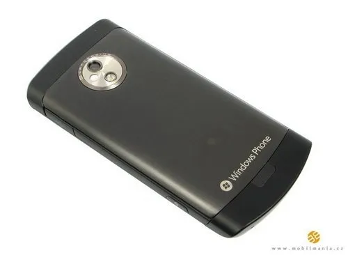 定价4500元  LG 首款WP7手机Optimus 7价格曝光