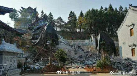 实拍！邵东第一豪宅被拆 违建占地40687平方米