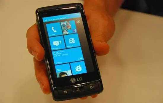 Windows Phone 7技术预览版完成 微软免费送原型机