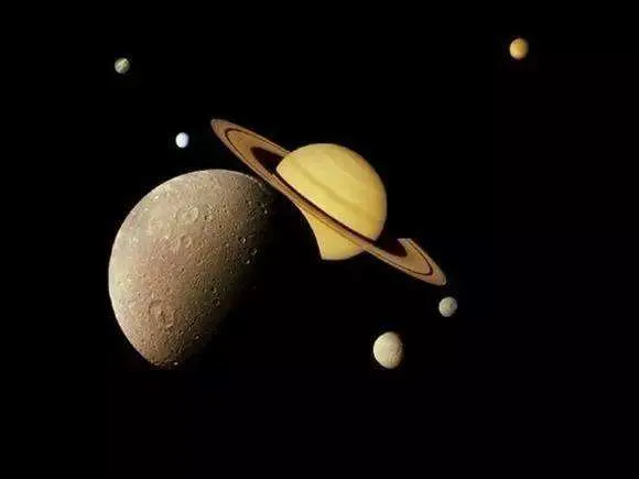 夜空将上演“土星冲日”天象？什么叫“土星冲日”什么时候能出现土星冲日？