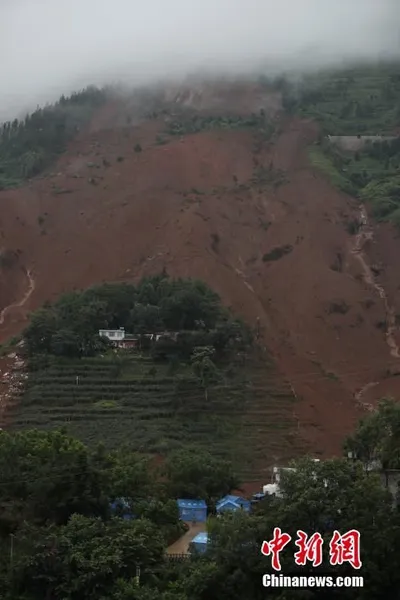 贵州山体滑坡造成6人遇难，堪比地震？贵州山体滑坡21幢房屋被埋这是这么回事?