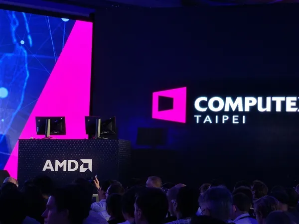 COMPUTEX 2019展前发布会正式开始：2台AMD演示机已备好