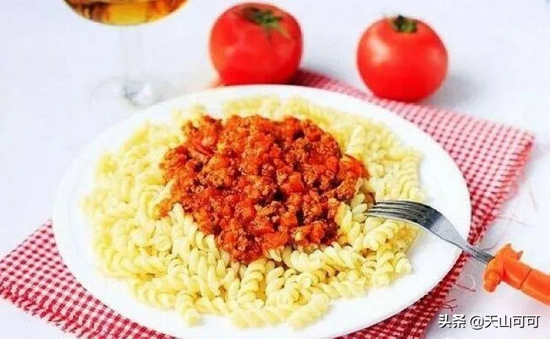 意大利面要煮多久时间 | 快速把意大利面煮熟的小技巧